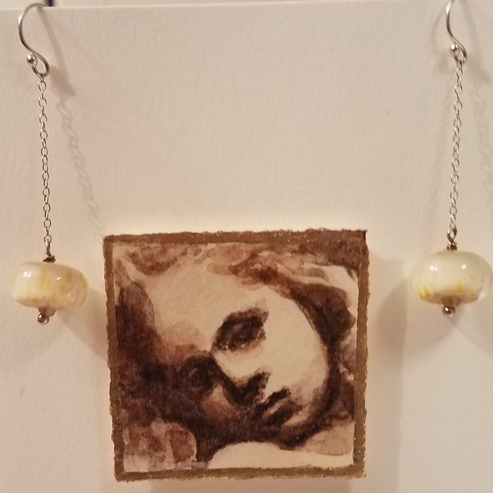 Tan & Cream Dangly Stone Earrings